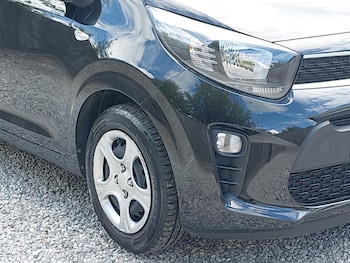 2022 - 1.0 1 5dr [4 seats]