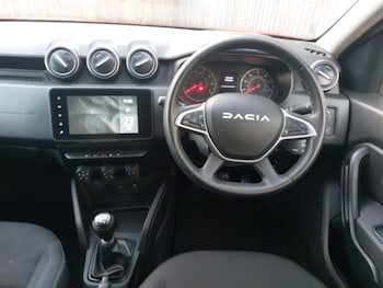 Used Dacia Duster 2023 for sale - 77569043: Photo