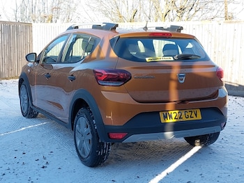 Used Dacia Sandero Stepway 2022 for sale - 77105296: Photo