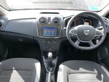 Used Dacia Sandero Stepway 2018 for sale - 78576095: Photo