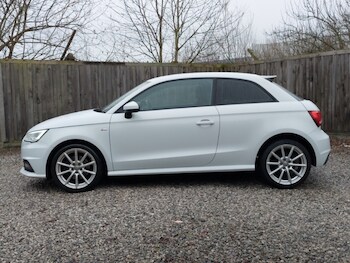 Used Audi A1 2017 for sale - 77536517: Photo
