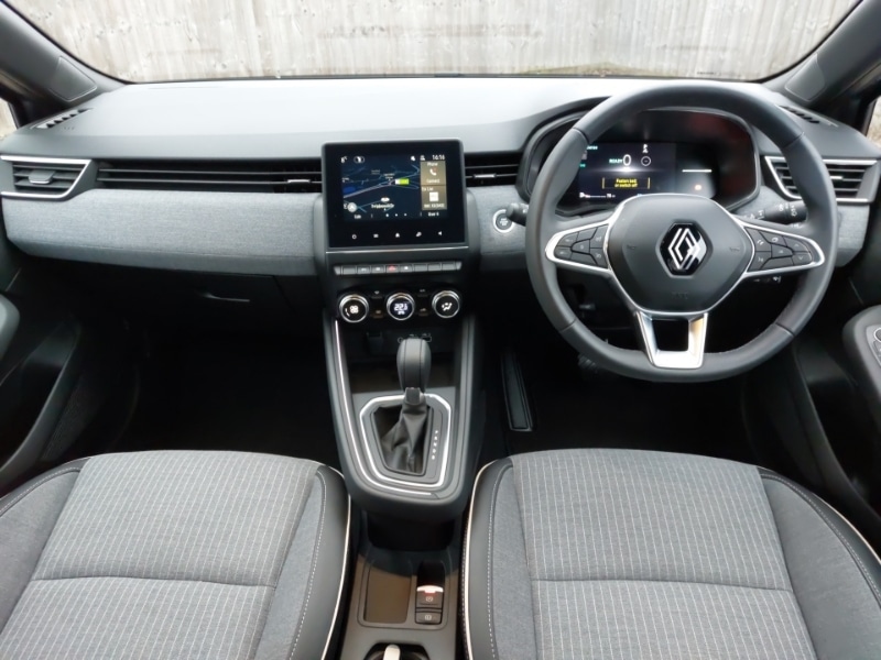 Used Renault Clio 2024 for sale - 77509021: Photo 2