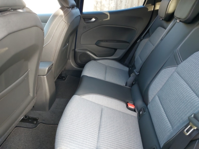 Used Renault Clio 2025 for sale - 76893618: Photo 6