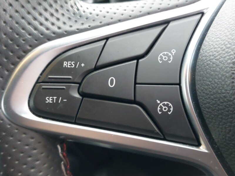 Used Renault Clio 2022 for sale - 76311524: Photo 15