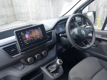 Used Renault Trafic 2024 for sale - 79180160: Photo