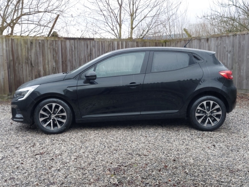 Used Renault Clio 2023 for sale - 77405359: Photo 4