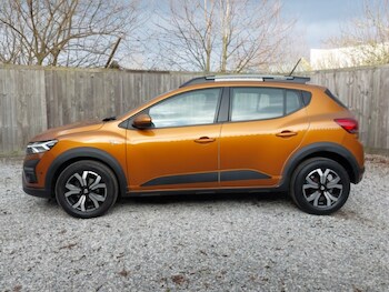 Used Dacia Sandero Stepway 2022 for sale - 77410148: Photo