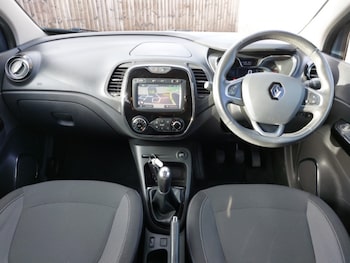 Used Renault Captur 2016 for sale - 76920273: Photo