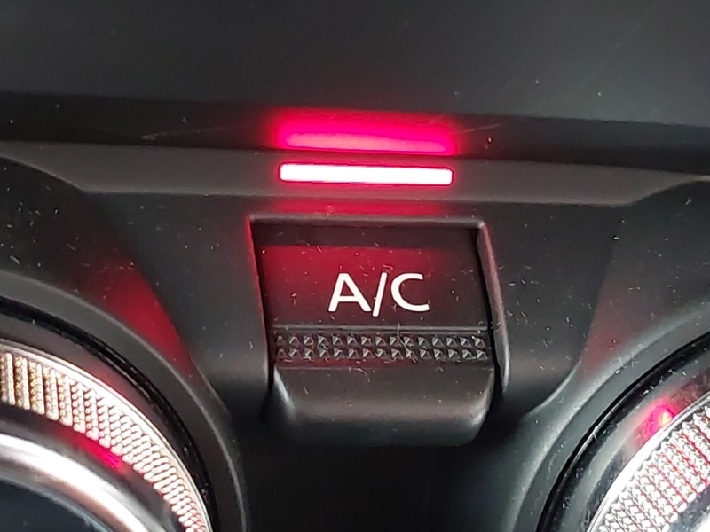 Used Renault Captur 2024 for sale - 76629121: Photo 17