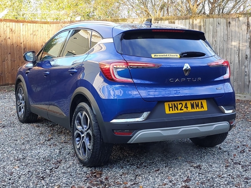 Used Renault Captur 2024 for sale - 76629121: Photo 3
