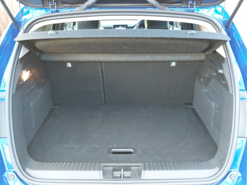 Used Renault Captur 2024 for sale - 76629121: Photo 8