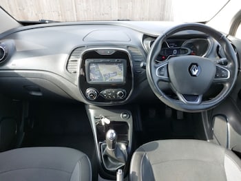 Used Renault Captur 2017 for sale - 77761091: Photo