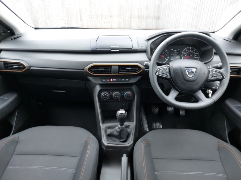 Used Dacia Sandero Stepway 2022 for sale - 76301816: Photo 2