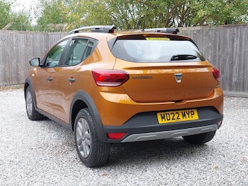 Used Dacia Sandero Stepway 2022 for sale - 76301816: Photo 3