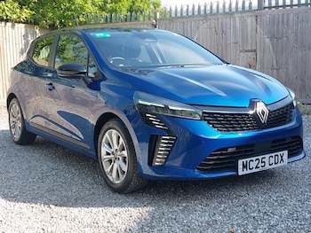 Used Renault Clio 2025 for sale - 79534601: Photo