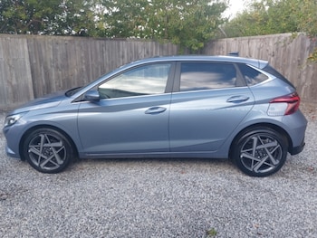 Used Hyundai i20 2024 for sale - 75939716: Photo