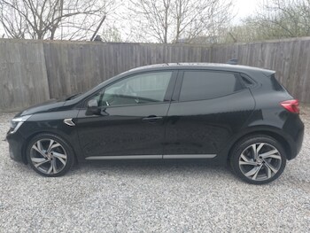 Used Renault Clio 2023 for sale - 78327072: Photo