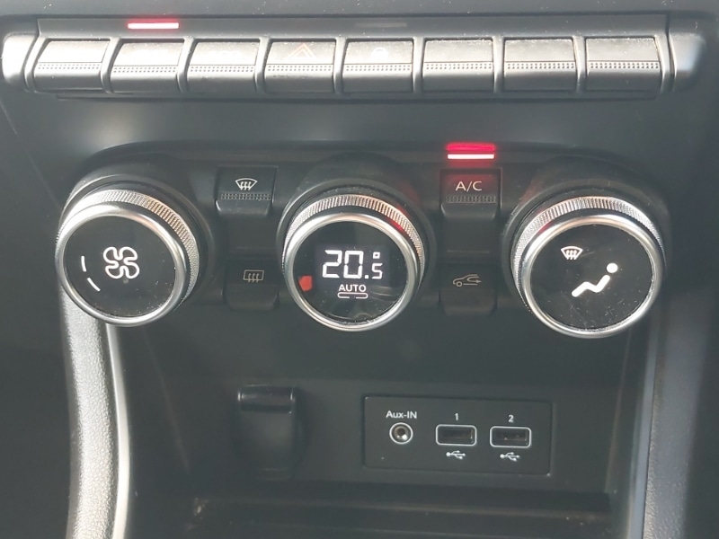 Used Renault Captur 2020 for sale - 76365344: Photo 14