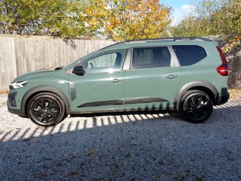 Used Dacia Jogger 2023 for sale - 76392928: Photo