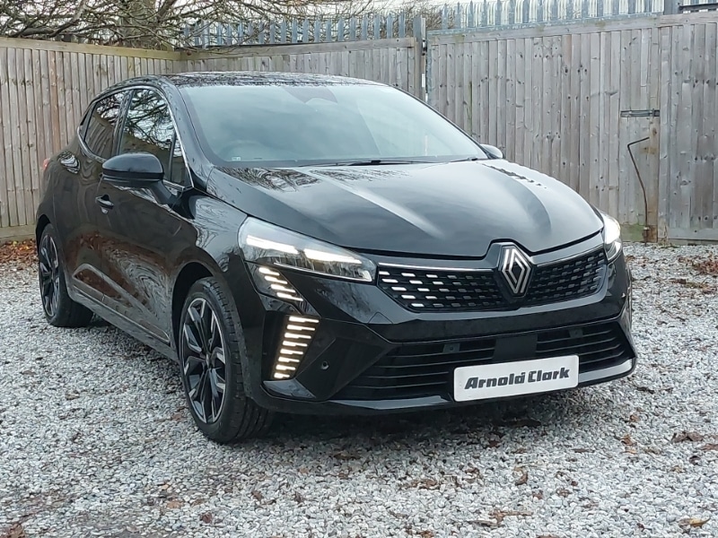 Used Renault Clio 2025 for sale - 76897602: Photo 1