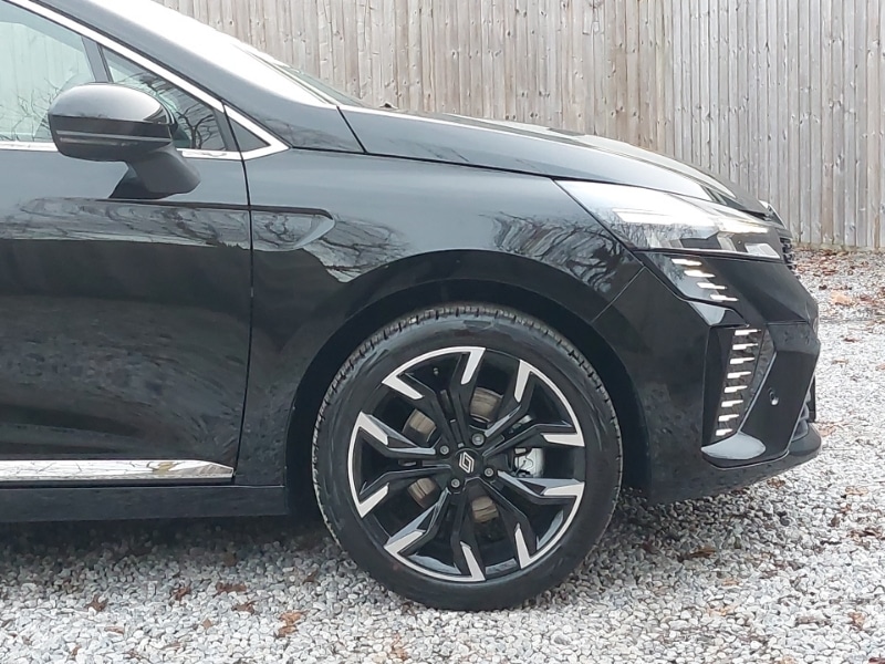 Used Renault Clio 2025 for sale - 76897602: Photo 12