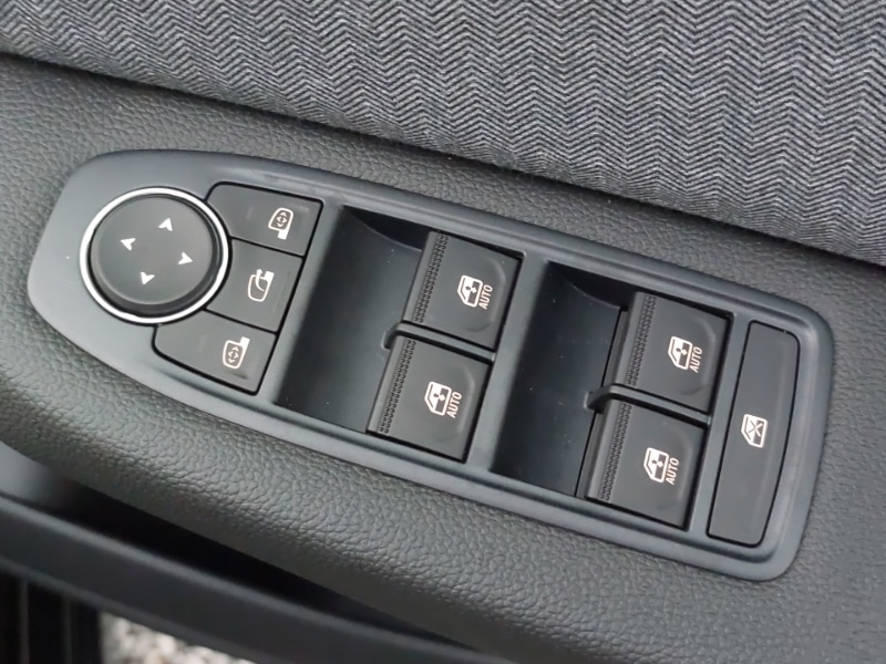 Used Renault Clio 2025 for sale - 76897602: Photo 13