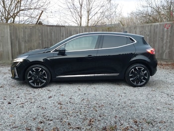 Used Renault Clio 2025 for sale - 76897602: Photo