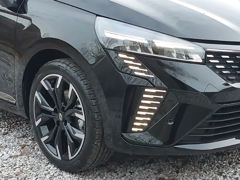 Used Renault Clio 2025 for sale - 76897602: Photo 9