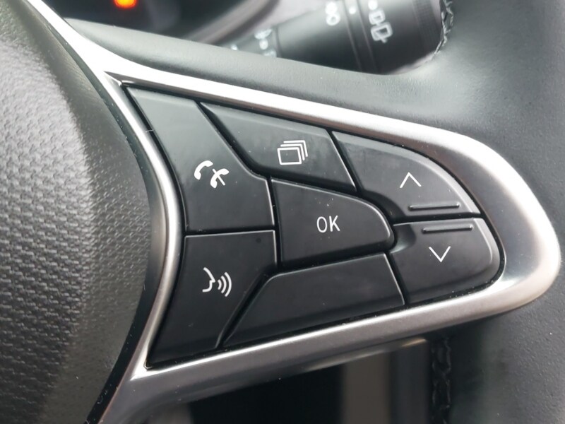 Used Renault Clio 2024 for sale - 77873860: Photo 15