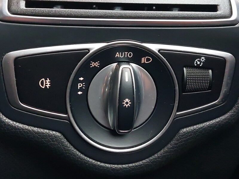 Used Mercedes-Benz C Class 2019 for sale - 77889461: Photo 16