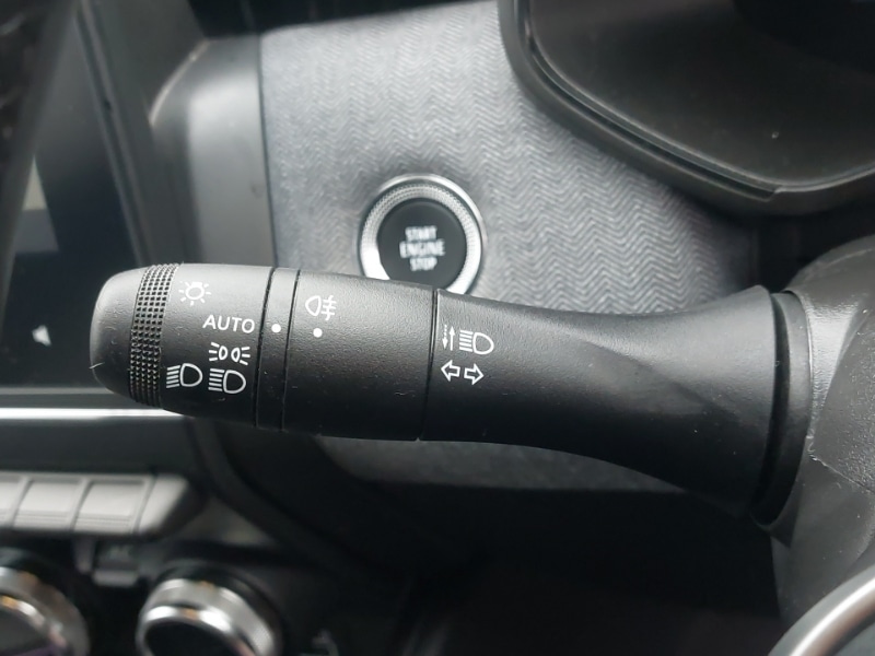 Used Renault Clio 2024 for sale - 76116363: Photo 17