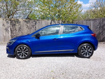 Used Renault Clio 2023 for sale - 78312264: Photo