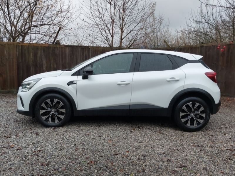 Used Renault Captur 2023 for sale - 77815717: Photo 4