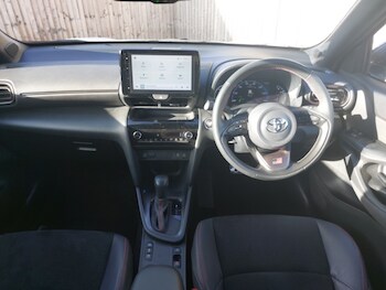 Used Toyota Yaris Cross 2023 for sale - 77329667: Photo