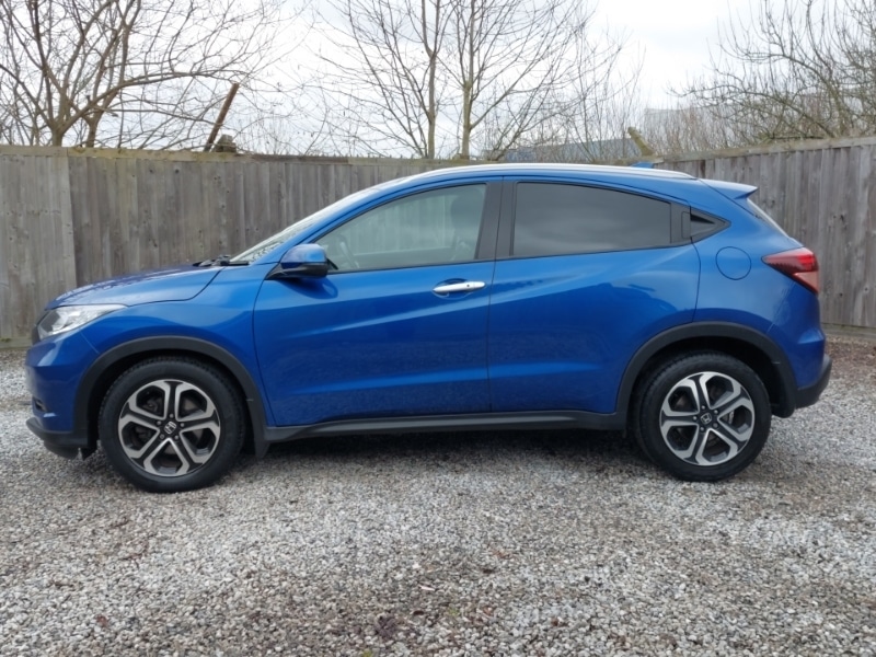 Used Honda HR-V 2017 for sale - 77605651: Photo 4