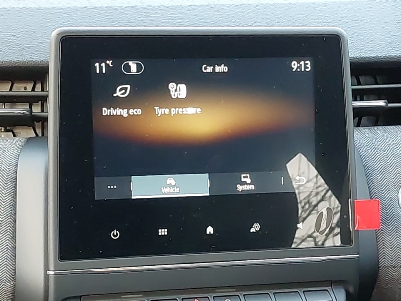 Used Renault Clio 2025 for sale - 76906951: Photo 11