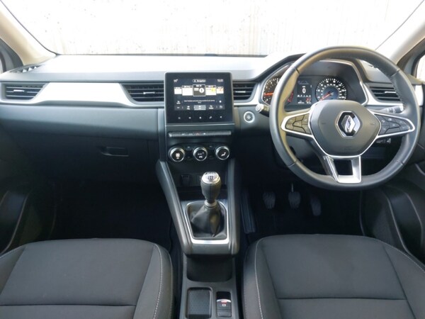 Used Renault Captur 2021 for sale - 76187820: Photo 2