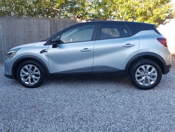 Used Renault Captur 2021 for sale - 76187820: Photo 4