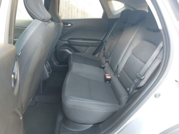 Used Renault Captur 2021 for sale - 76187820: Photo 6