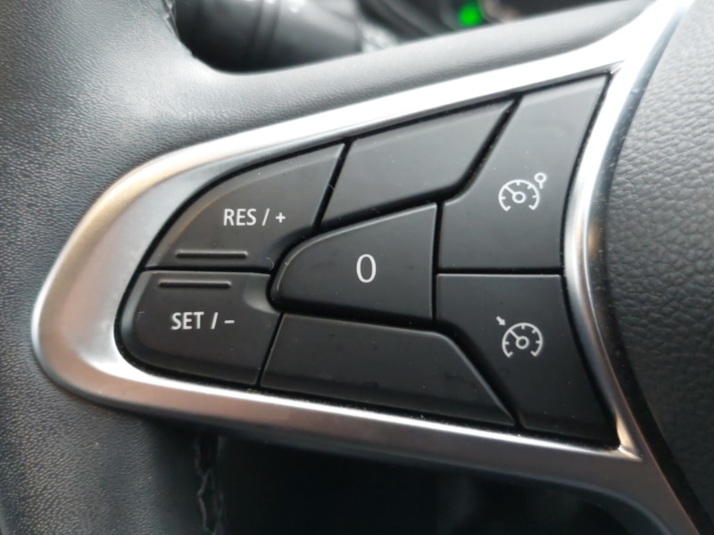 Used Renault Clio 2023 for sale - 76967271: Photo 14