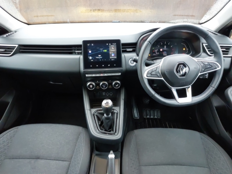 Used Renault Clio 2023 for sale - 76967271: Photo 2