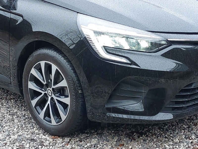 Used Renault Clio 2023 for sale - 76967271: Photo 9