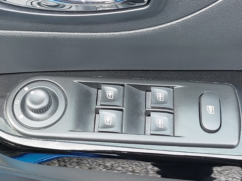 Used Renault Captur 2017 for sale - 78033318: Photo 13