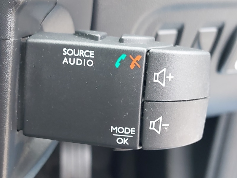 Used Renault Captur 2017 for sale - 78033318: Photo 19