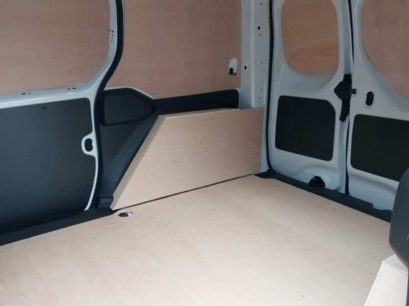 Used Renault Kangoo 2025 for sale - 77329665: Photo 6