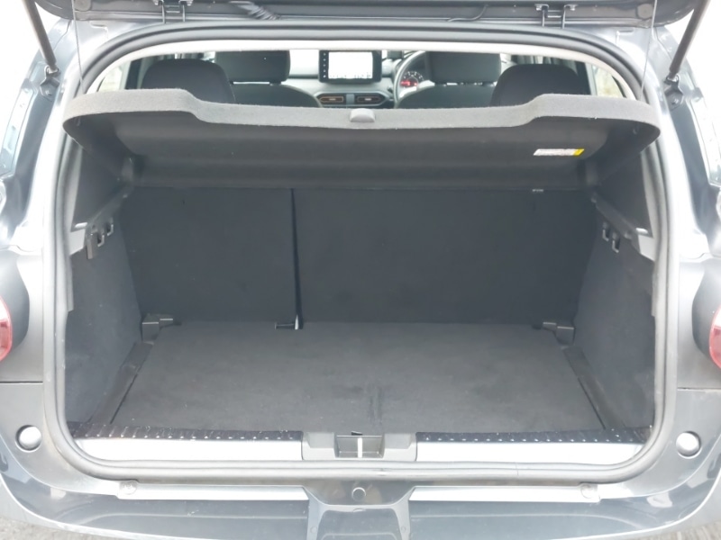 Used Dacia Sandero Stepway 2022 for sale - 77439188: Photo 8