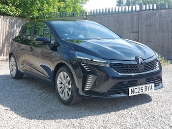 Used Renault Clio 2025 for sale - 79534605: Photo