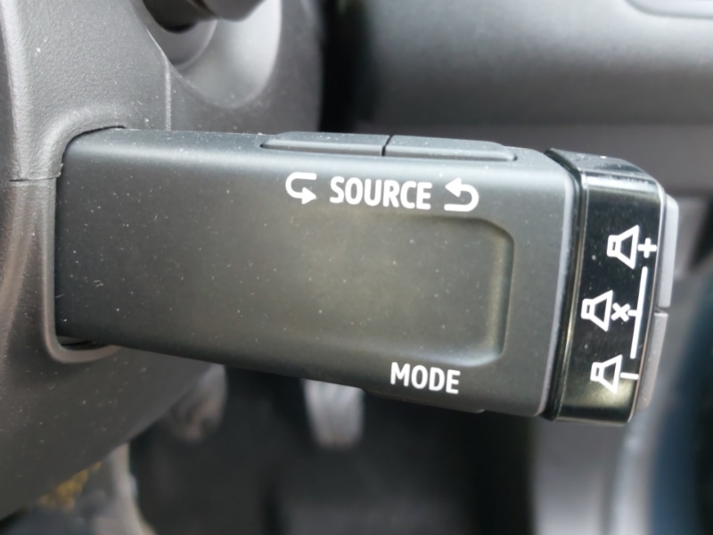 Used Renault Captur 2022 for sale - 77980869: Photo 17