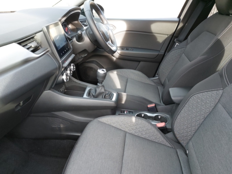 Used Renault Captur 2022 for sale - 77980869: Photo 5