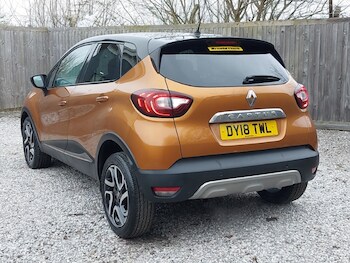 Used Renault Captur 2018 for sale - 77424141: Photo